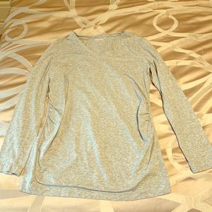 Gap Maternity V Neck Long Sleeve T-Shirt